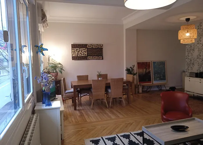 Guggenheim Centrico Y Confortable * ビルバオ